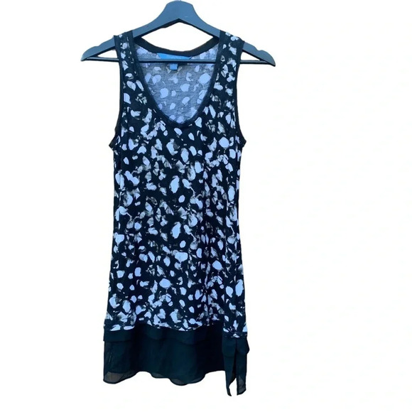 Simply Vera Wang women's size small black and cream floral, light weight dress - Picture 1 of 4